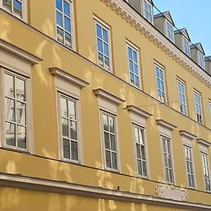 Parklane Boutique - Newly Renovated , Вена Австрия